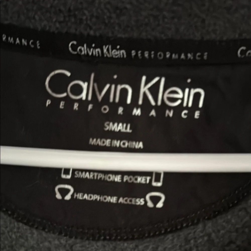 Calvin Klein Black Fleece Vest - Picture 2 of 2